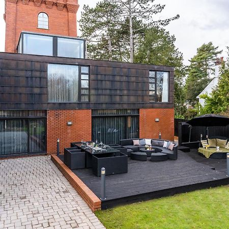 Luxury Water Tower I Roof Bar I Cinema Villa Cardiff Esterno foto